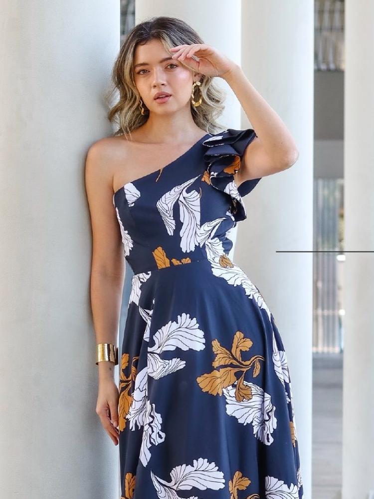 Vestido Largo con Diseño One Shoulder Estampado Floral