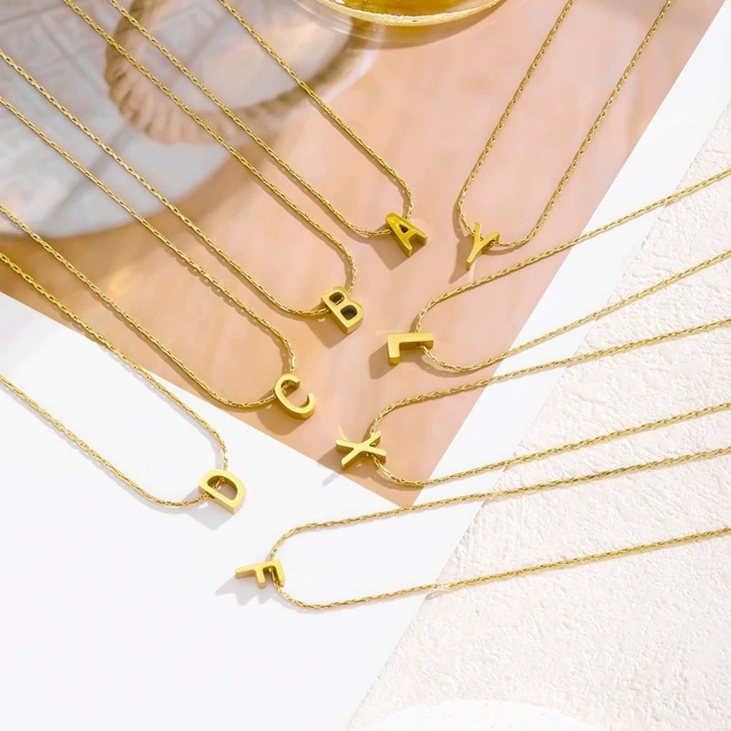 Cadena de Cable Cruz Letra Mayúscula